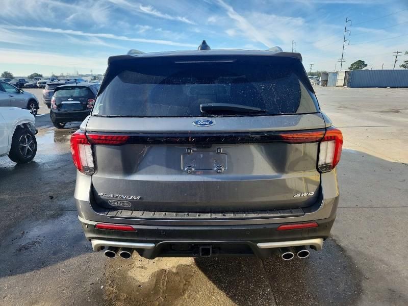 Used 2025 Ford Explorer Platinum w/ Ultimate Package image 5