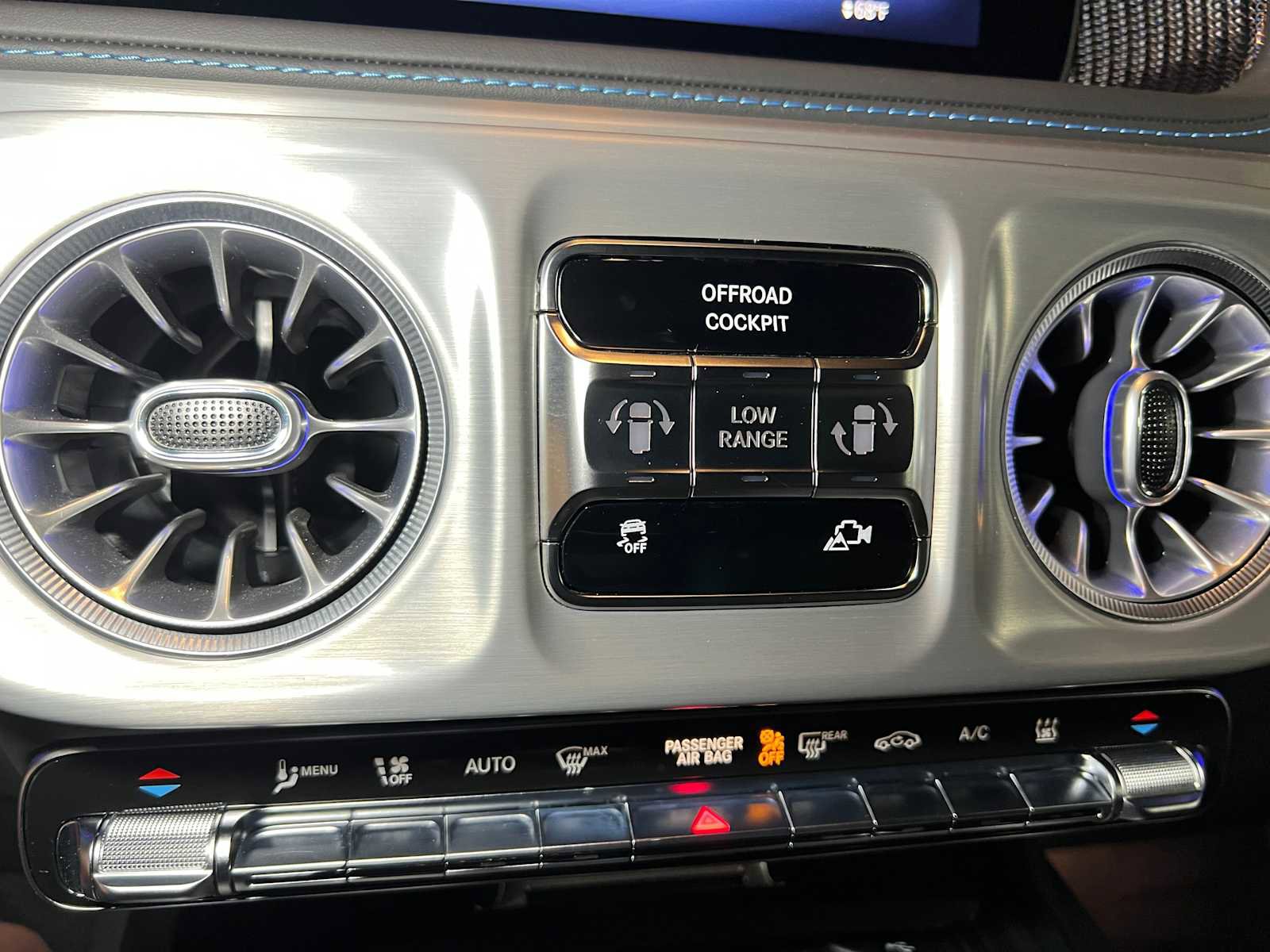 Used 2025 Mercedes-Benz G 580 w/ EQ Technology image 34