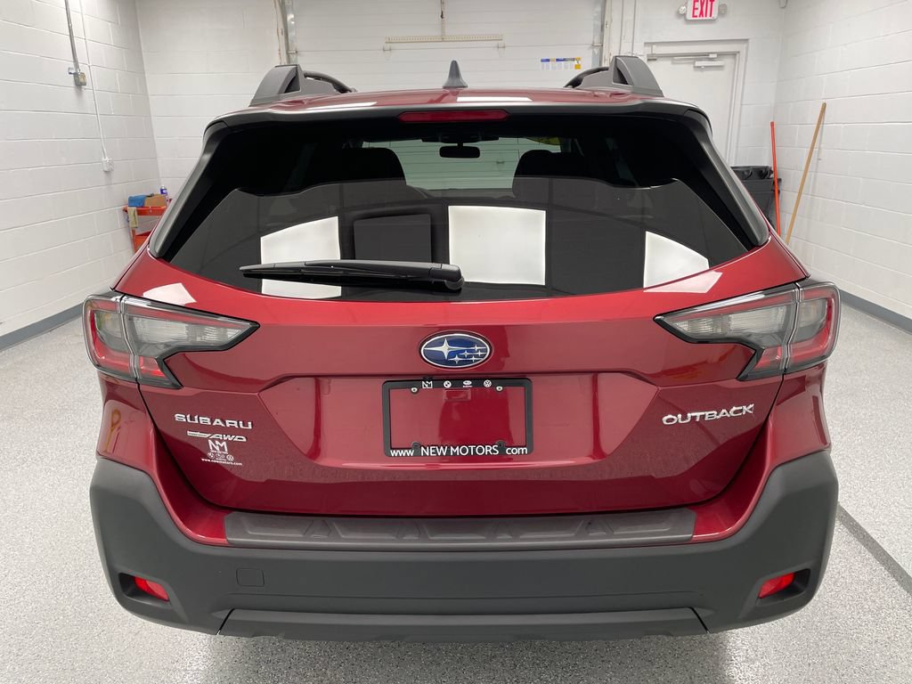 Used 2025 Subaru Outback Premium AWD/4WD image 10