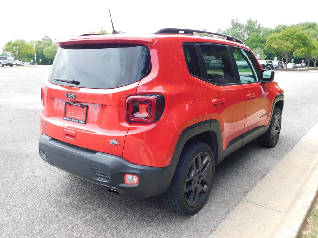 Used 2021 Jeep Renegade Latitude w/ Luxury Group II AWD/4WD image 4