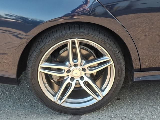 Used 2017 Mercedes-Benz E 300 image 28