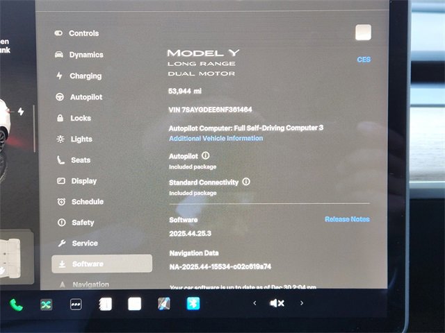 Used 2022 Tesla Model Y Long Range image 12