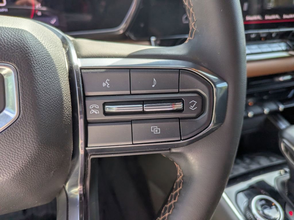 Used 2023 GMC Canyon AT4 w/ Canyon Safety Plus Package image 15