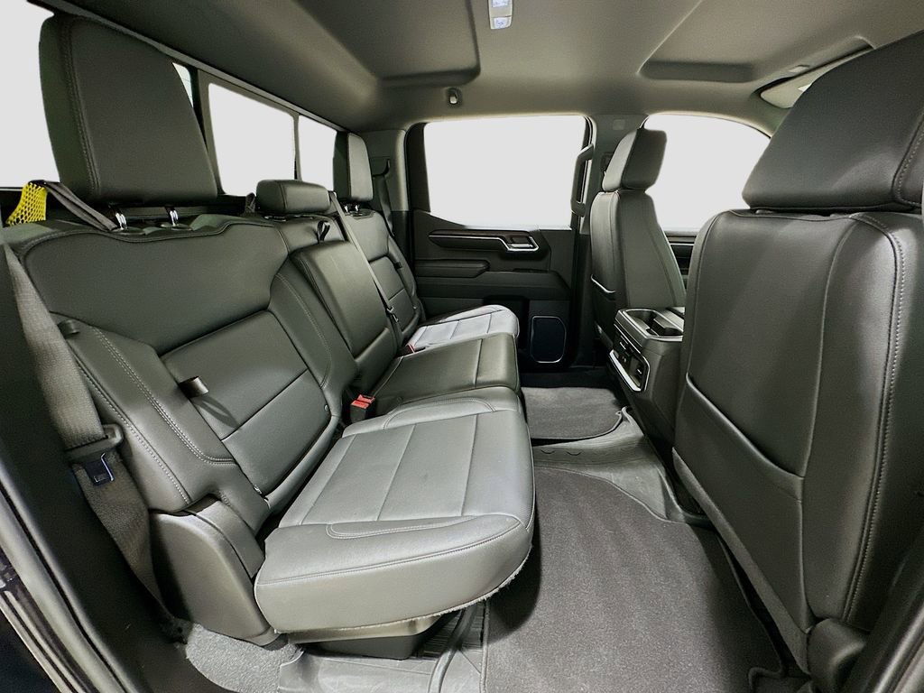 Used 2024 GMC Sierra 1500 SLT image 28