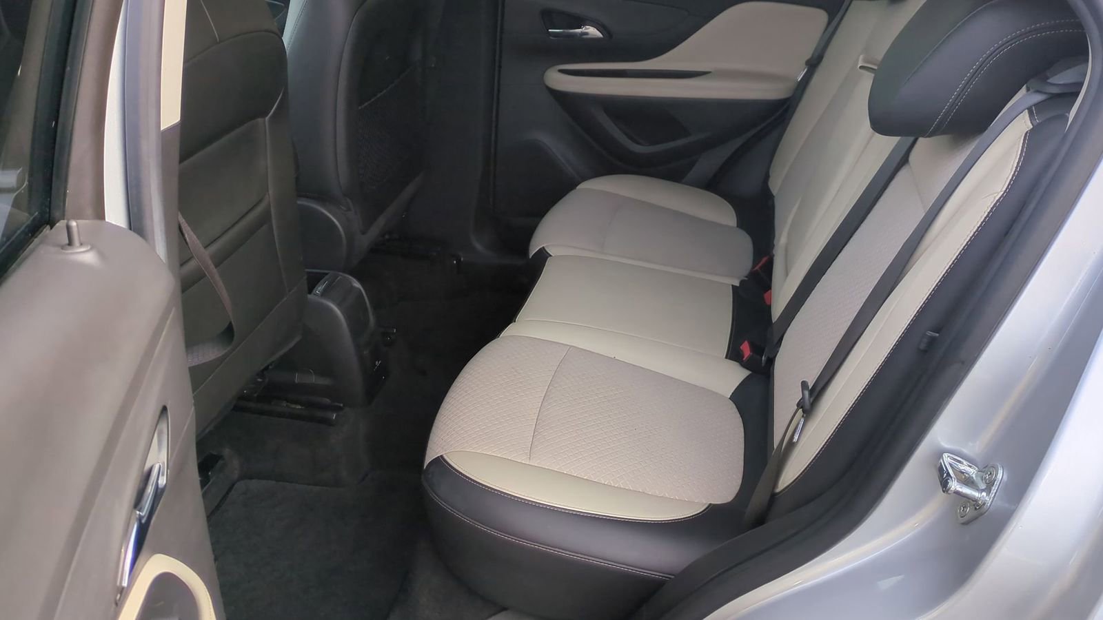 Used 2018 Buick Encore Sport Touring w/ Safety Package image 21