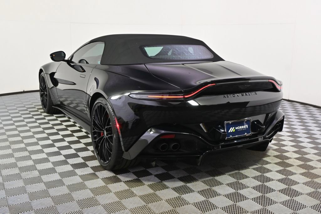 Used 2023 Aston Martin V8 Vantage Roadster RWD image 4