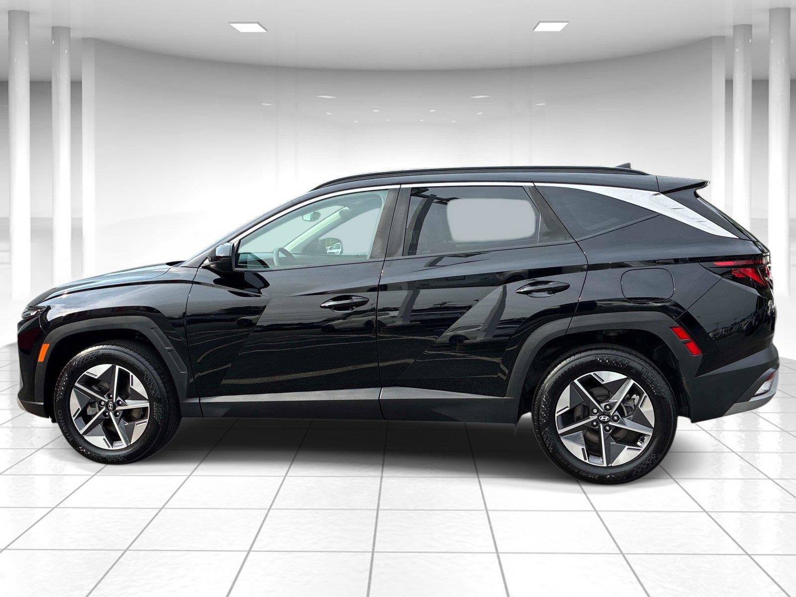Used 2025 Hyundai Tucson SEL AWD/4WD image 5