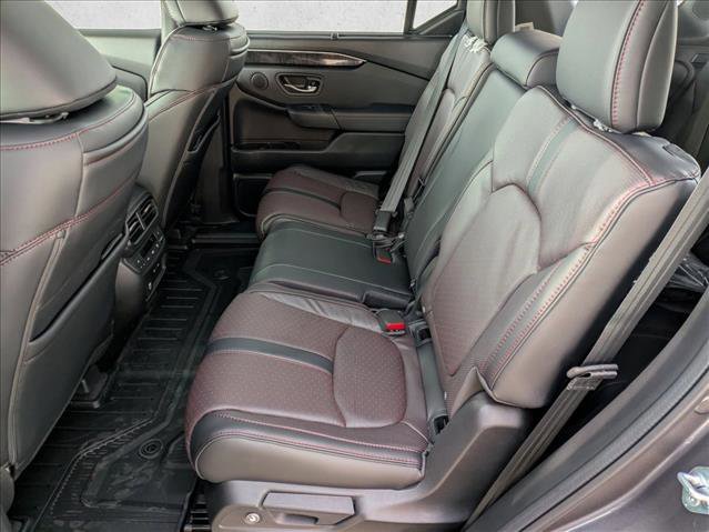 New 2025 Honda Pilot Black Edition image 16
