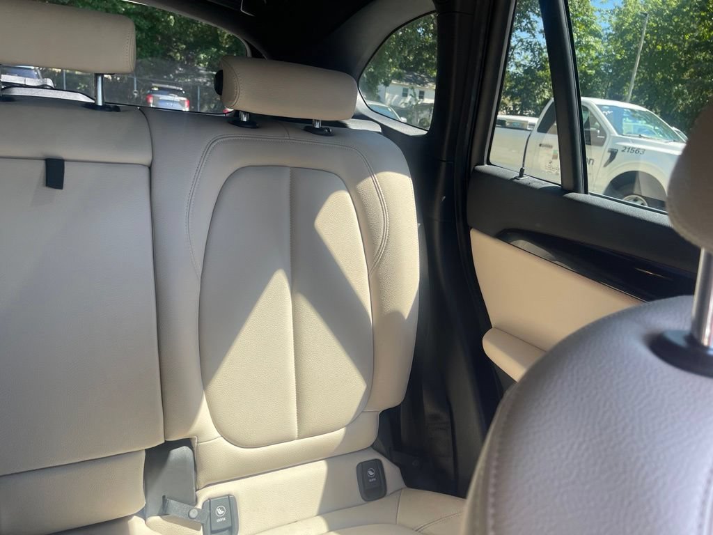 Used 2018 BMW X1 xDrive28i AWD/4WD image 12