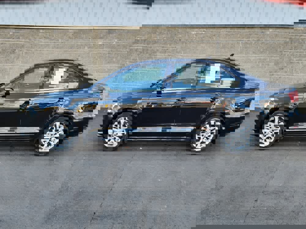 Used 2017 Volkswagen Jetta SEL image 4