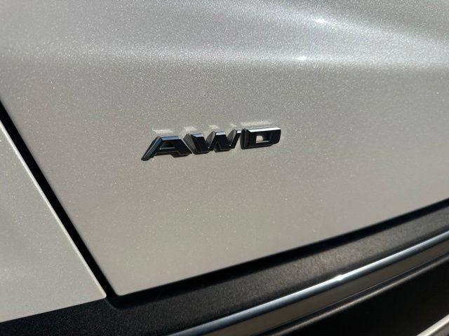 Used 2024 Cadillac XT5 Premium Luxury w/ LPO, Floor Liner Package AWD/4WD image 13