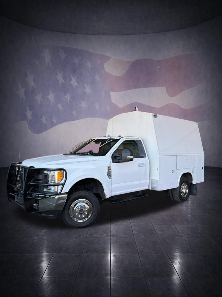Used 2017 Ford F350 XL w/ Power Equipment Group AWD/4WD image 3