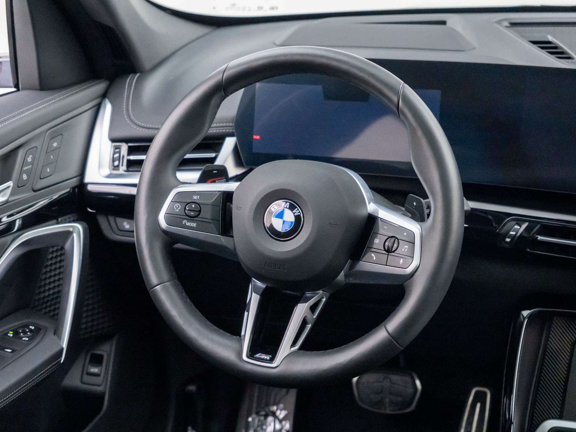 Certified 2025 BMW X1 xDrive28i w/ Technology Package image 11