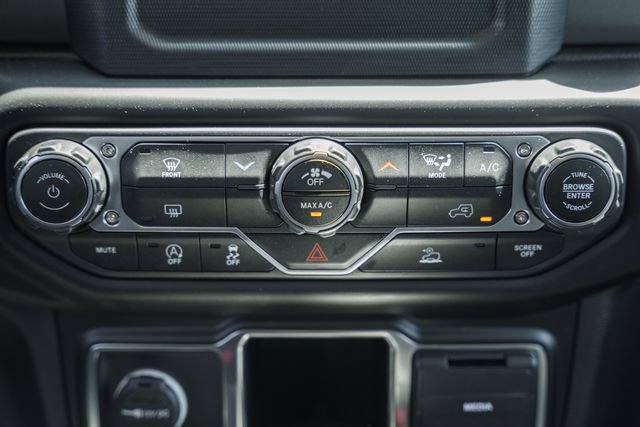 Used 2022 Jeep Wrangler Unlimited Sport AWD/4WD image 29