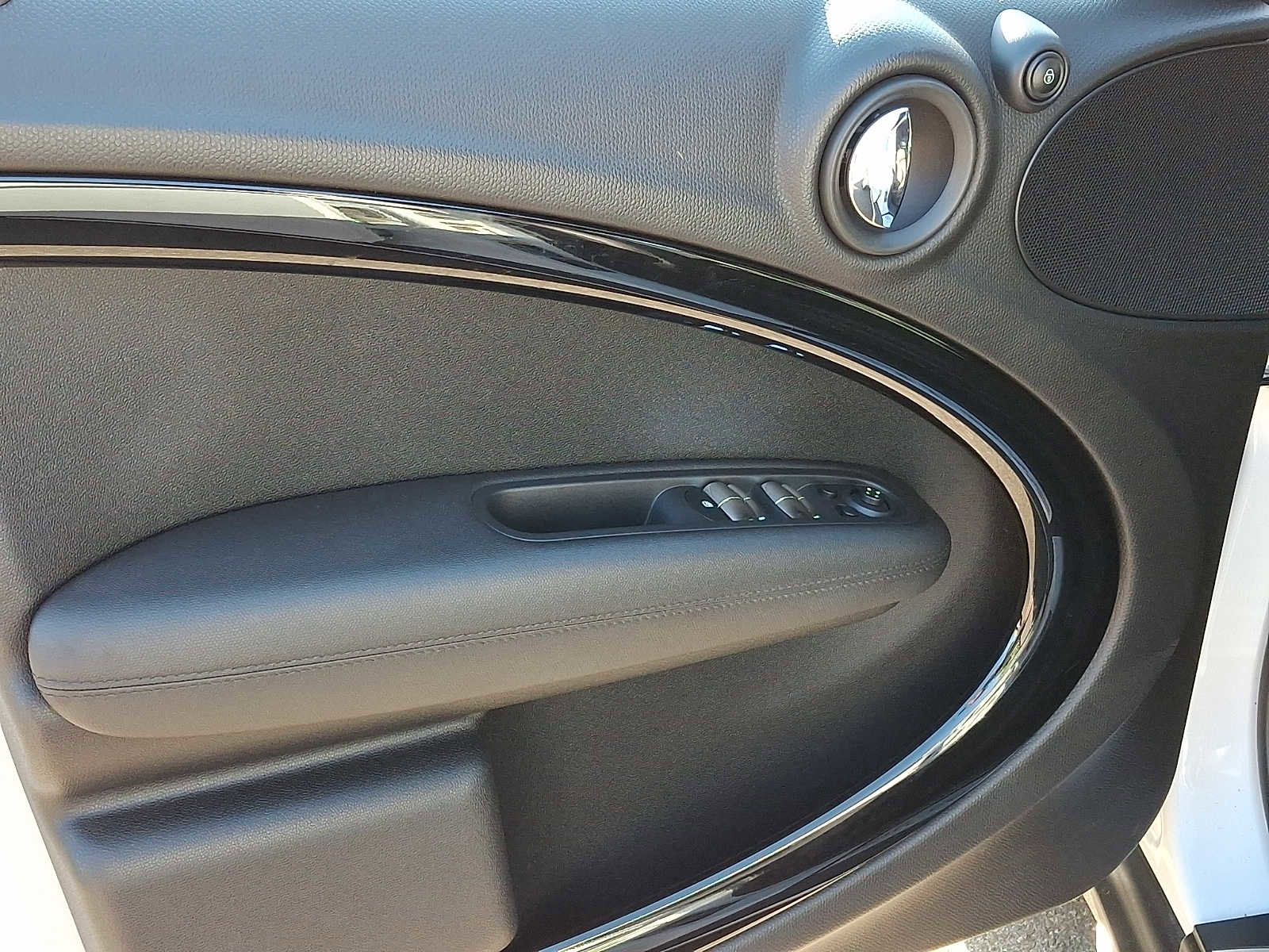 Used 2015 MINI Cooper Countryman S image 10