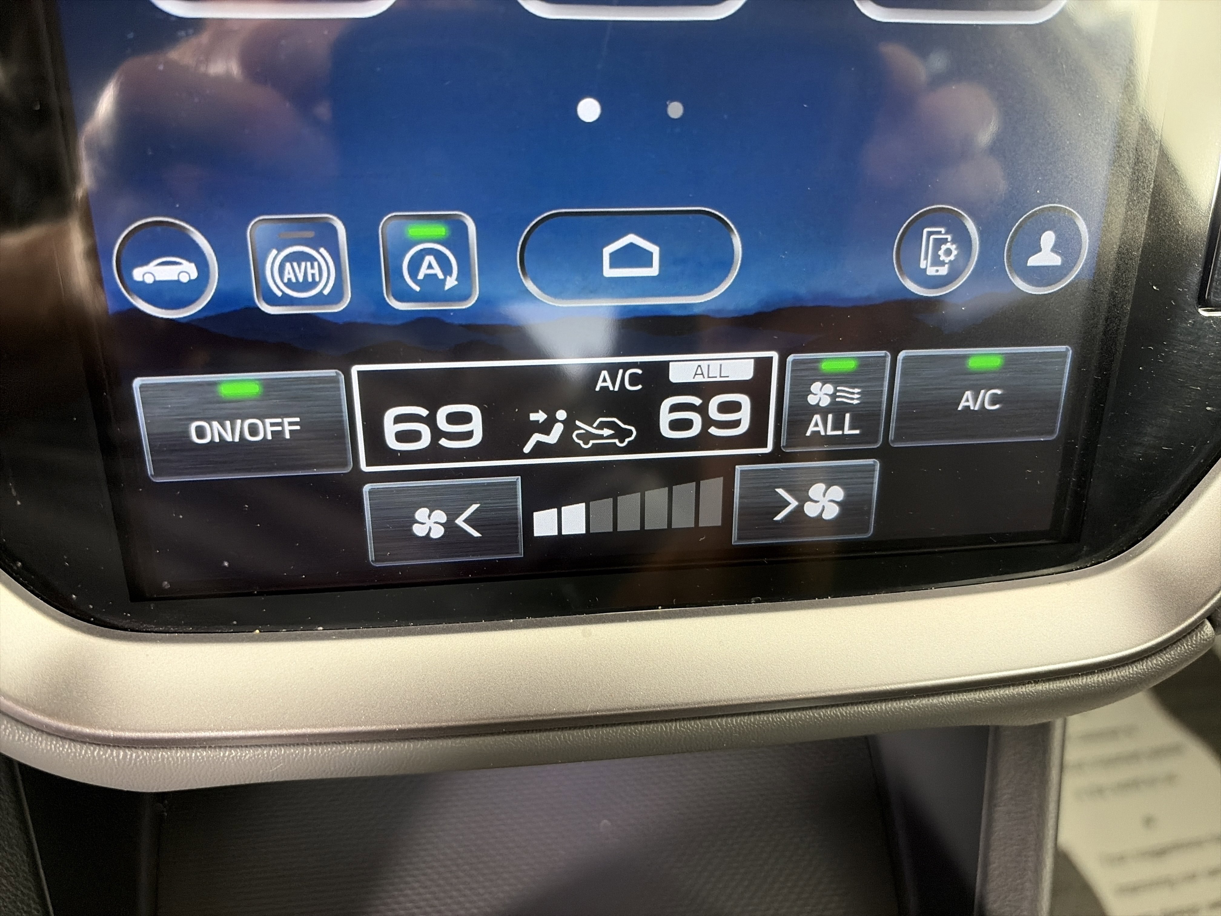 Used 2024 Subaru Crosstrek 2.0i Premium image 21