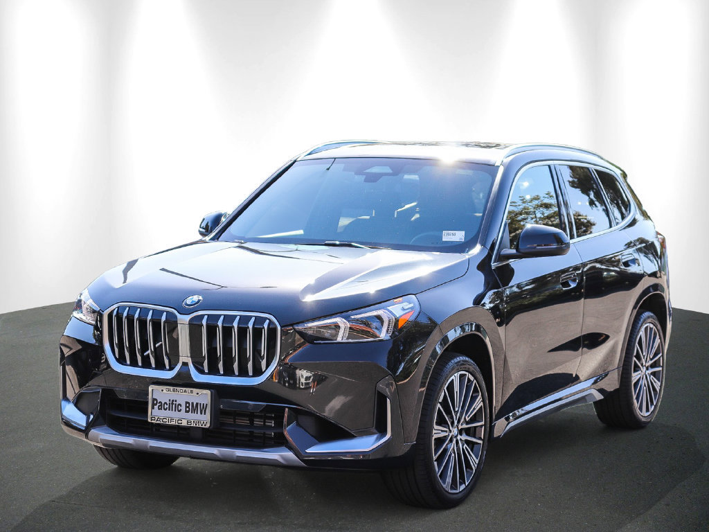 Used 2026 BMW X1 xDrive28i w/ Convenience Package AWD/4WD image 3