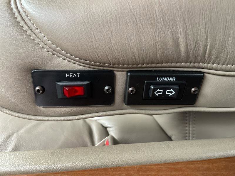 Used 2004 GMC Safari Conversion image 32