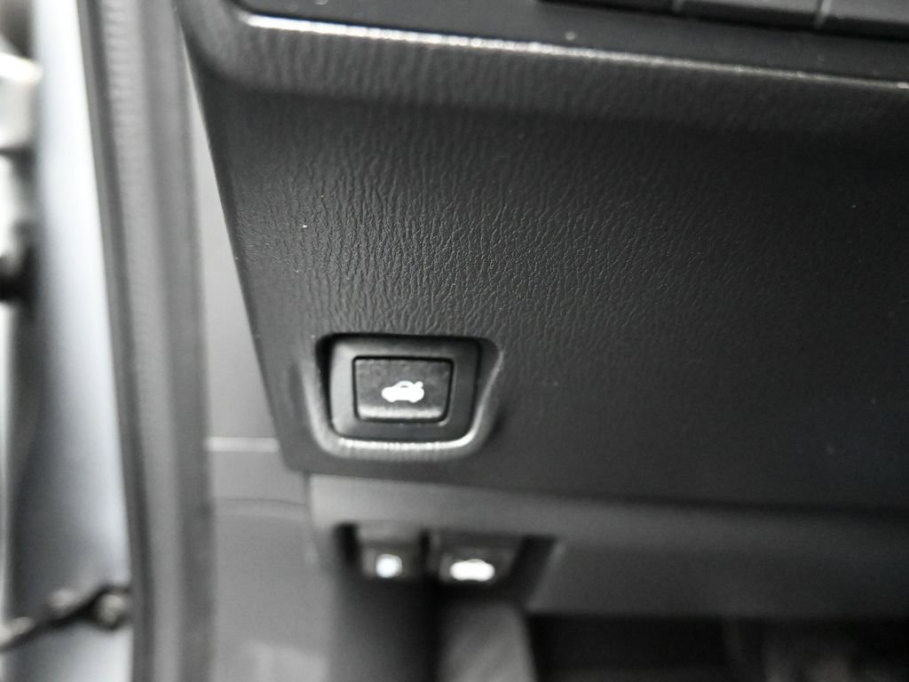 Used 2018 MAZDA MAZDA6 Touring image 25