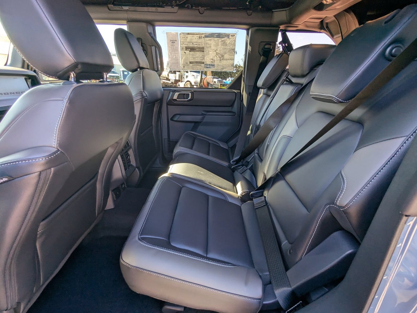 New 2025 Ford Bronco Outer Banks w/ Sasquatch Package AWD/4WD image 14