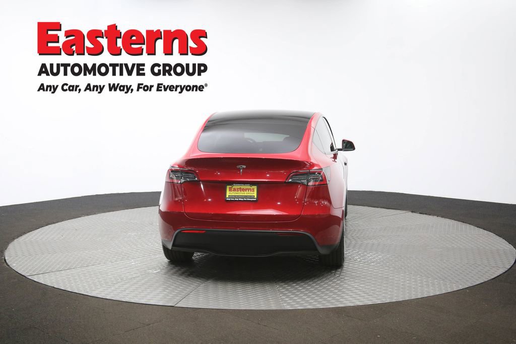 Used 2021 Tesla Model Y Standard Range image 35