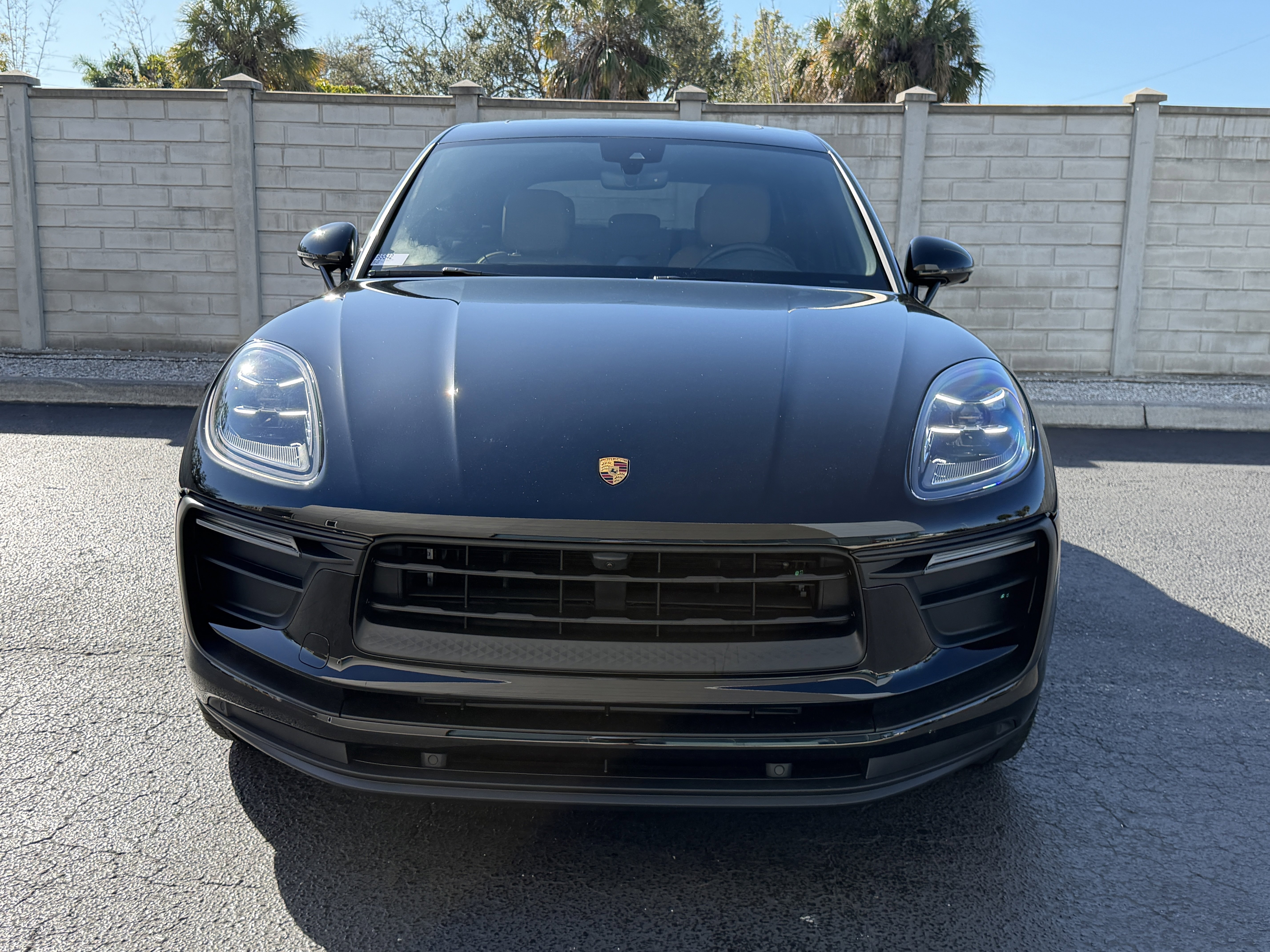 Certified 2022 Porsche Macan image 11