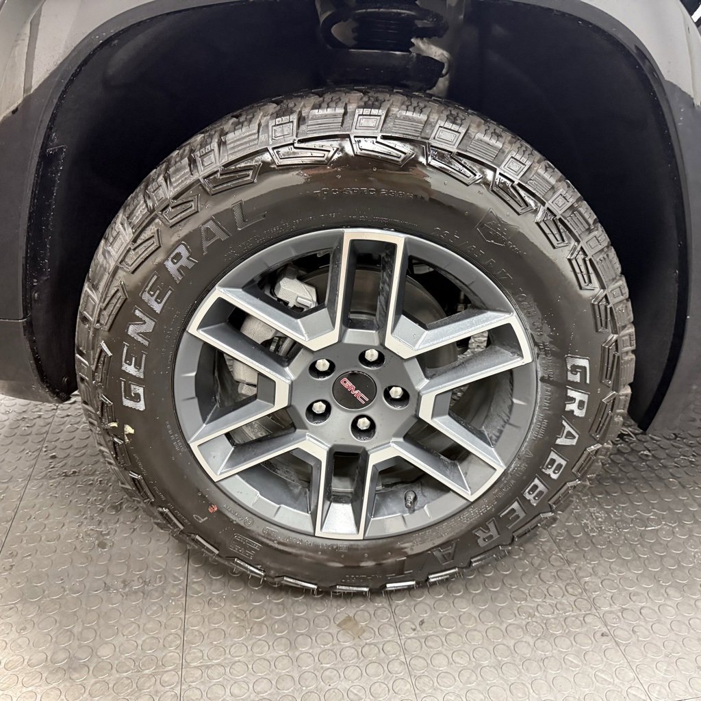 New 2026 GMC Terrain AT4 w/ LPO, Floor Liner Package image 10