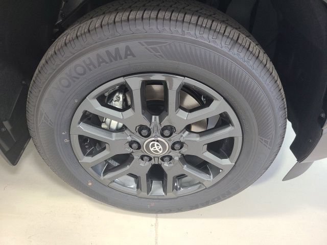 New 2026 Toyota Sequoia Platinum AWD/4WD image 12