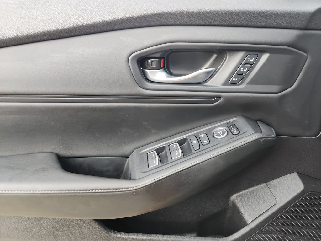 Used 2024 Honda Accord Sport image 24
