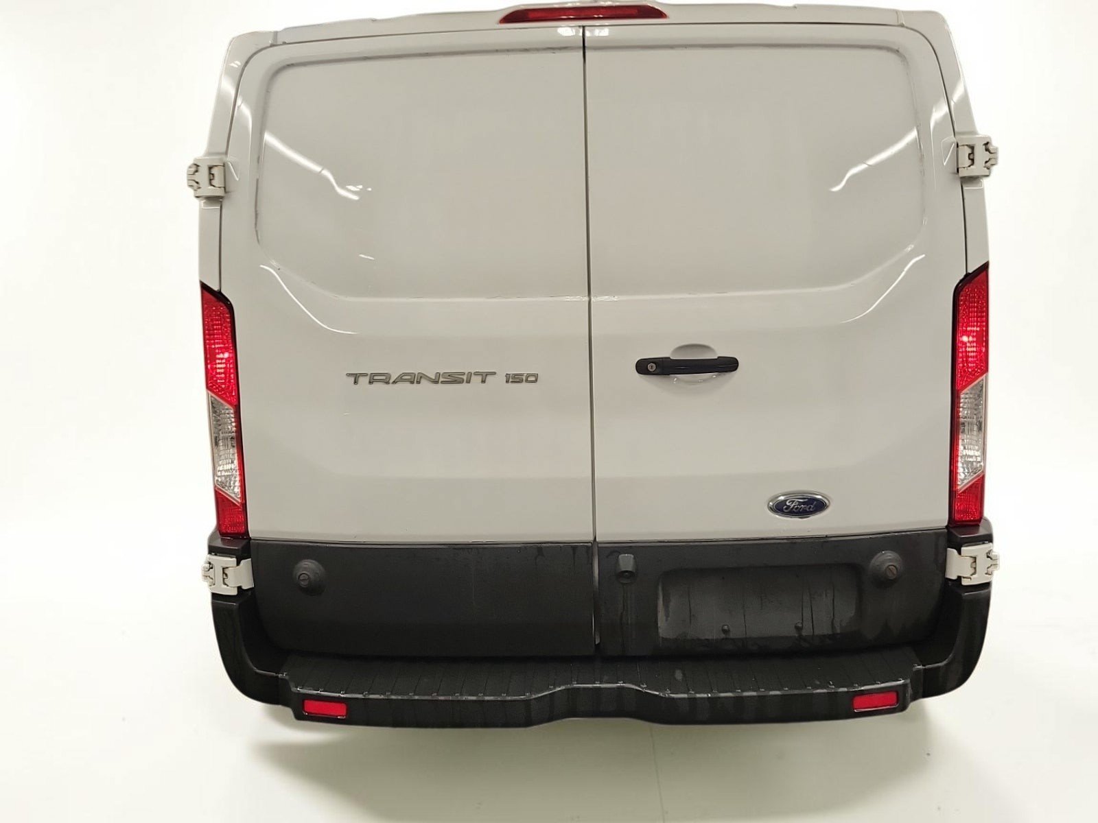 Used 2021 Ford Transit 150 Low Roof RWD image 5