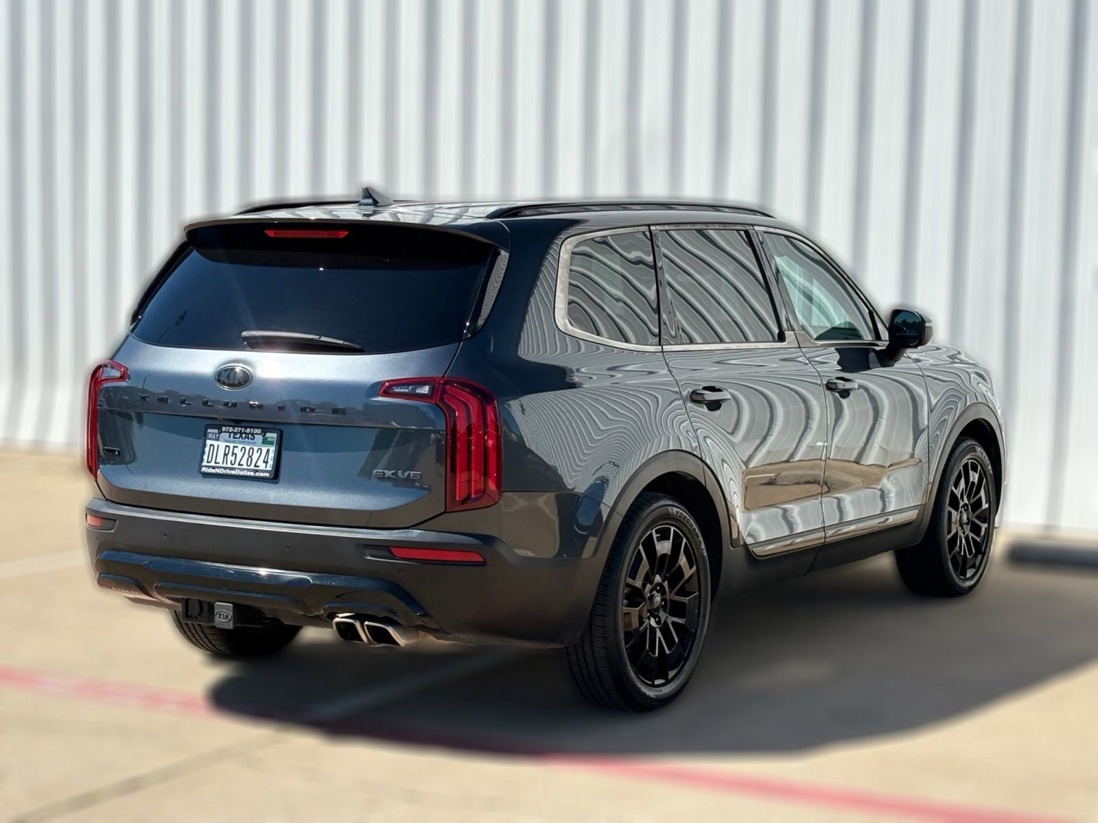 Used 2021 Kia Telluride EX w/ EX Premium Package AWD/4WD image 8