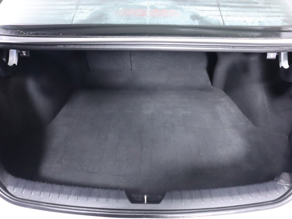 Used 2020 Kia Optima SE image 36