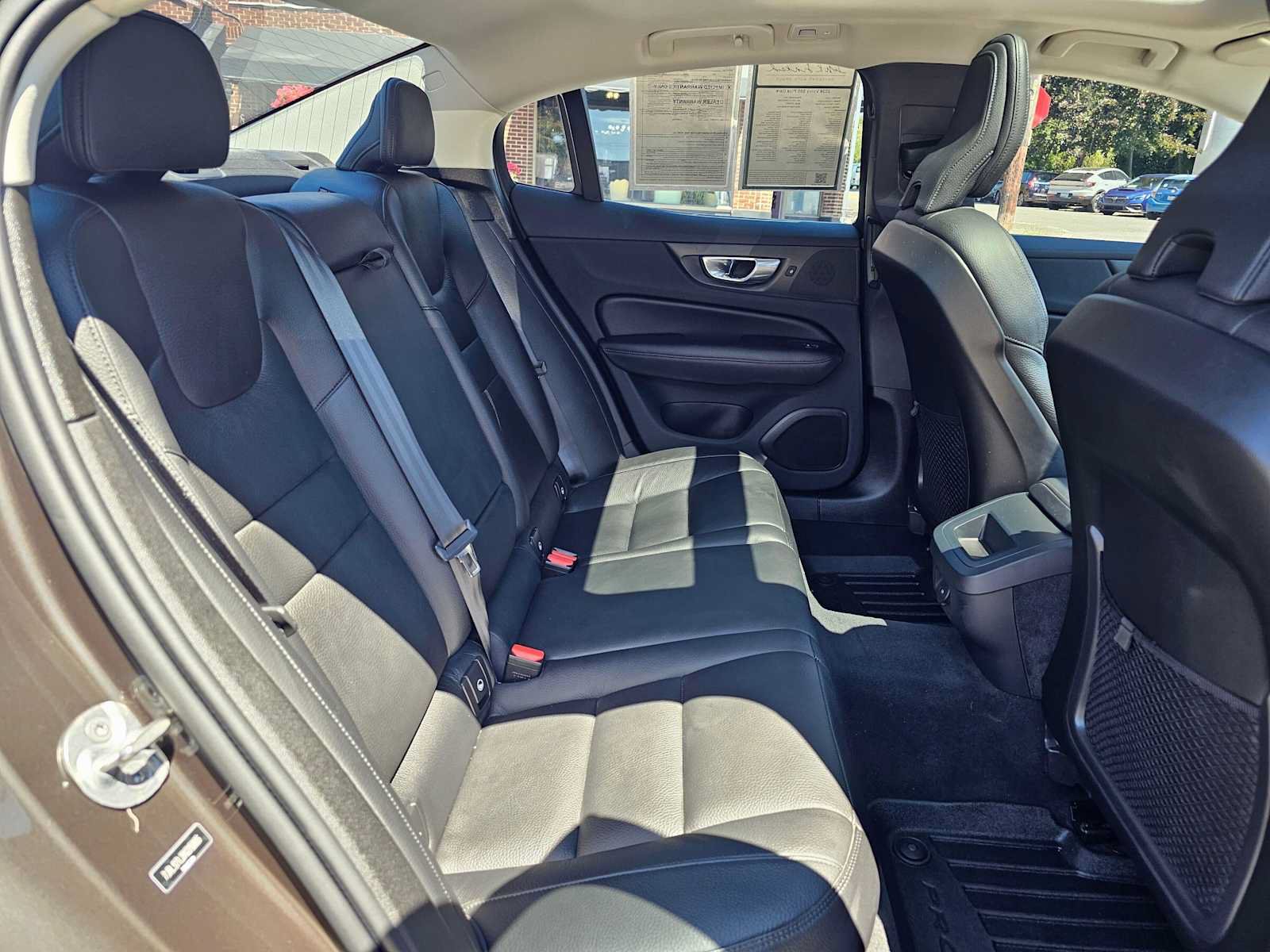 Certified 2024 Volvo S60 B5 Plus AWD/4WD image 13
