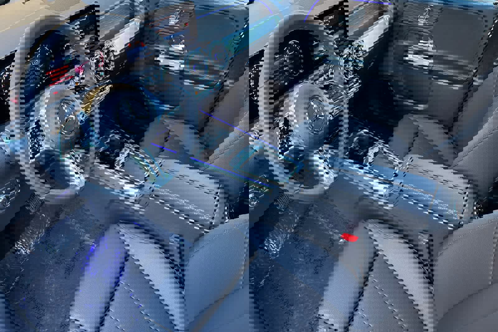 New 2026 Mercedes-Benz GLB 250 image 9