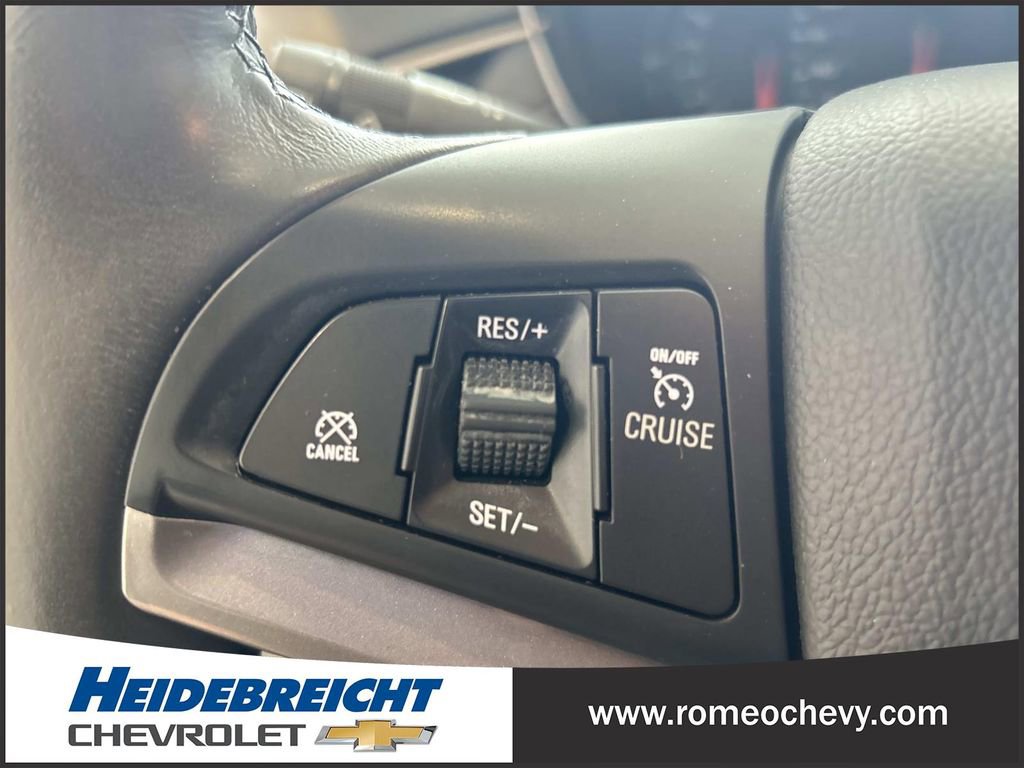 Certified 2022 Chevrolet Trax LT w/ LT Convenience Package AWD/4WD image 19