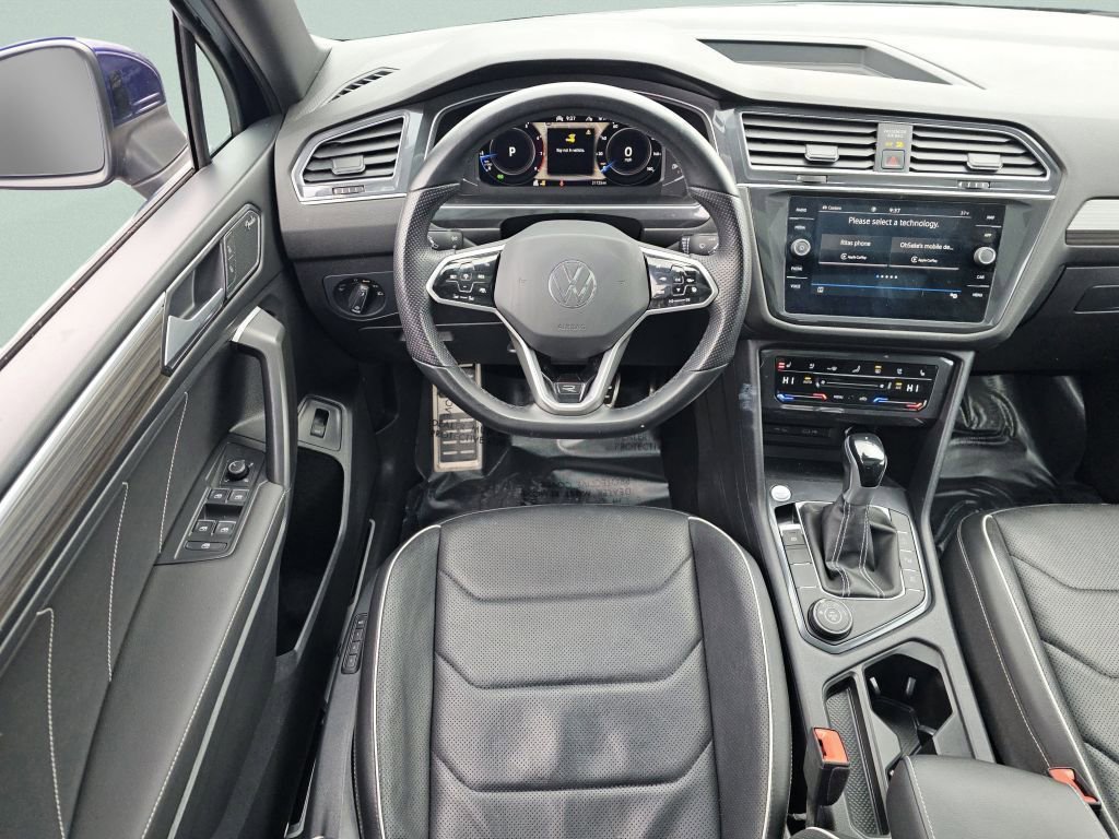 Used 2022 Volkswagen Tiguan SEL R-Line image 4