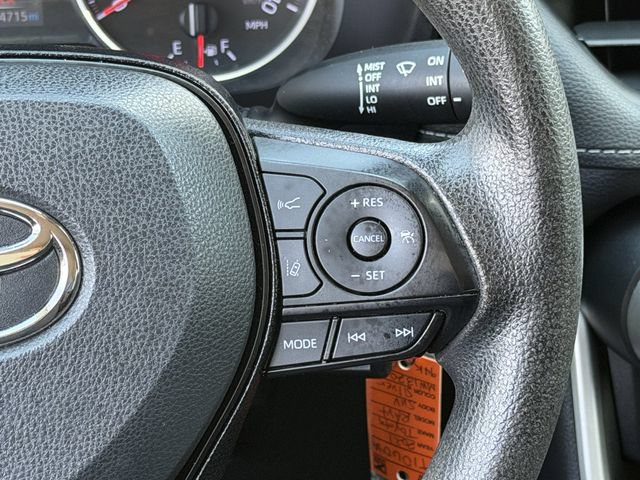 Used 2021 Toyota RAV4 LE FWD image 14