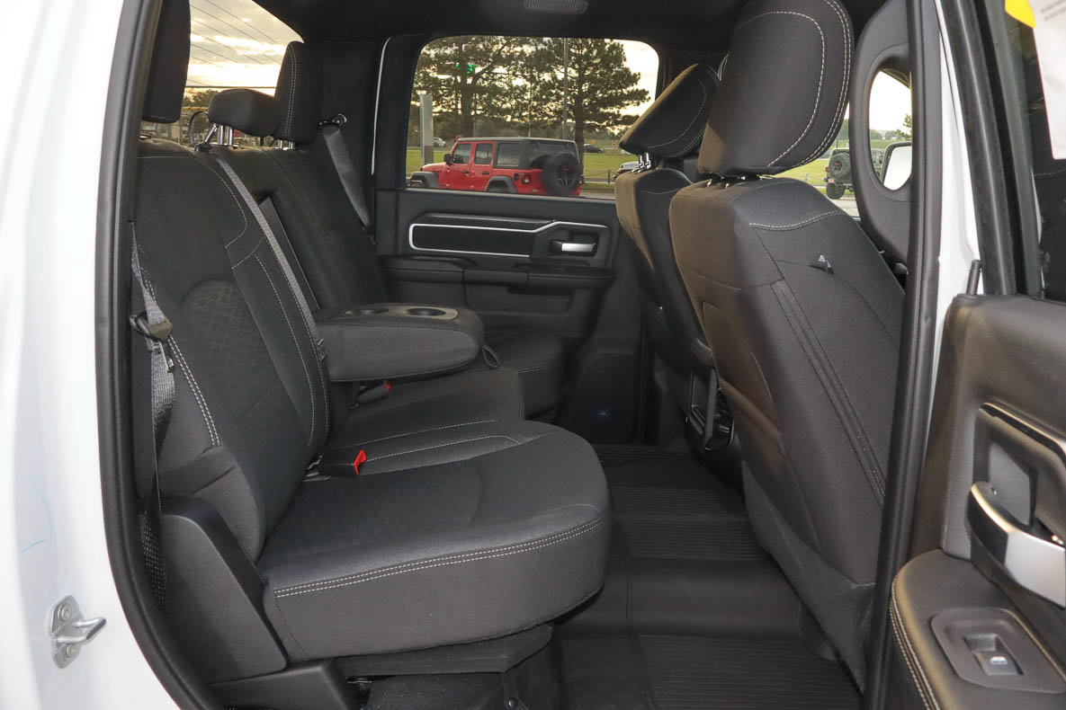 New 2027 RAM 3500 Big Horn AWD/4WD image 28