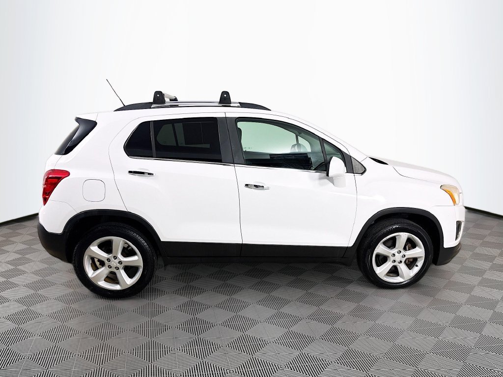 Used 2016 Chevrolet Trax LTZ AWD/4WD image 8