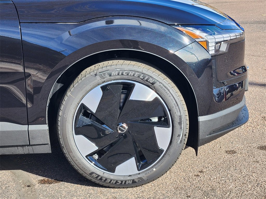 New 2025 Volvo EX30 Plus w/ Protection Package Premier image 28