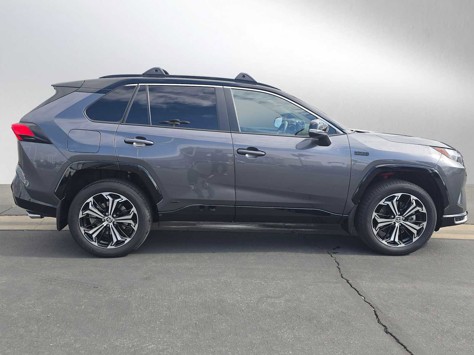Certified 2024 Toyota RAV4 XSE w/ Weather Package AWD/4WD image 2