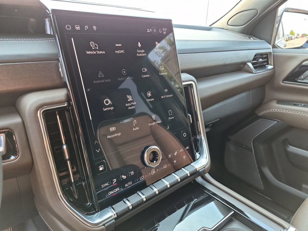 New 2026 GMC Yukon XL Denali Ultimate w/ LPO, Floor Liner Package AWD/4WD image 28