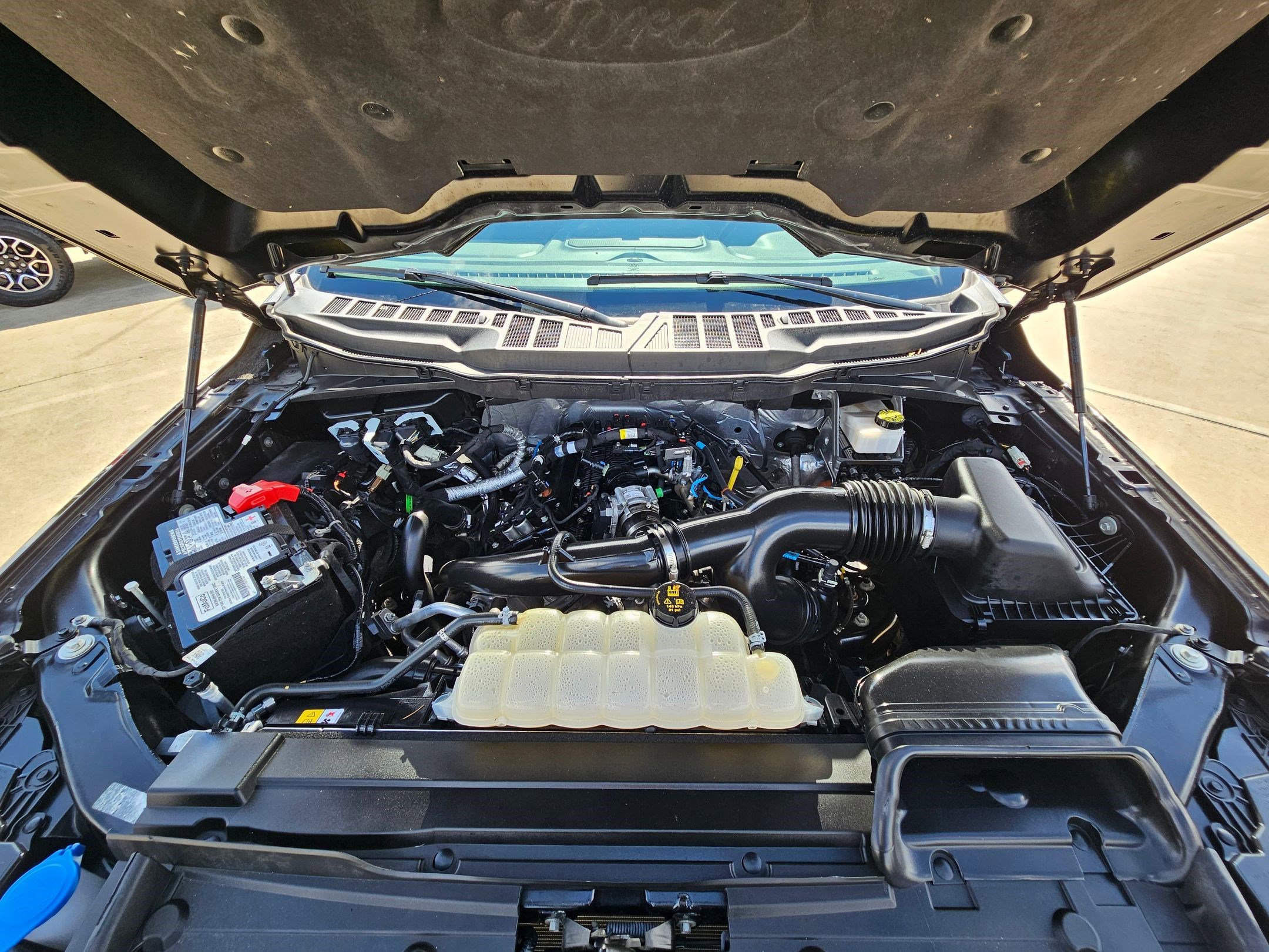 Used 2023 Ford F150 XLT w/ Equipment Group 302A High image 34