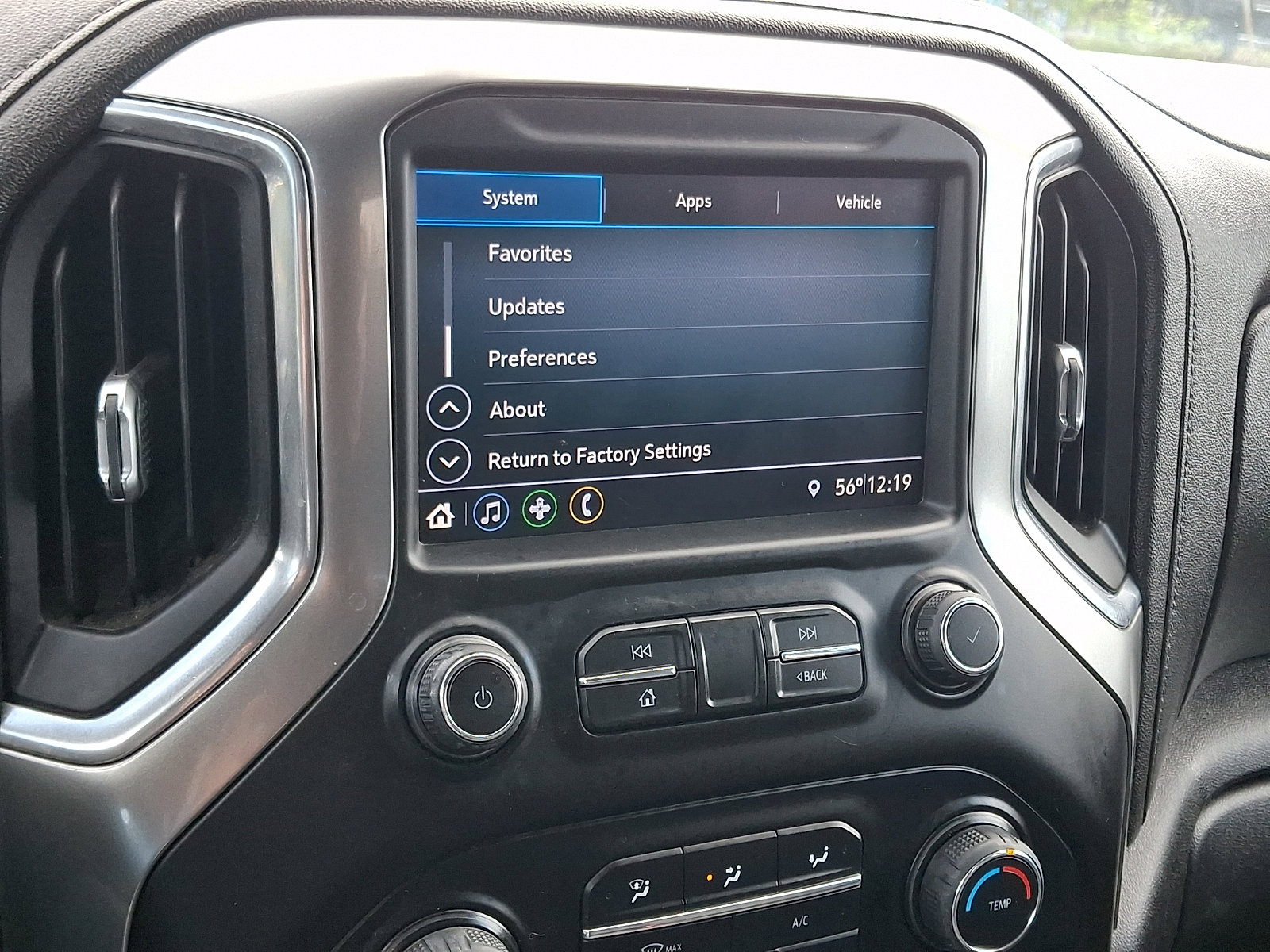 Used 2019 Chevrolet Silverado 1500 RST image 16