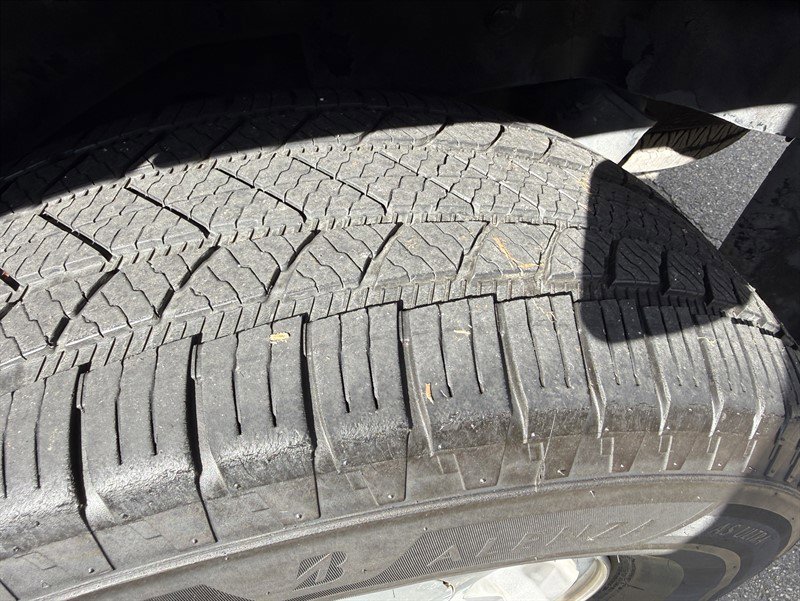 Used 2003 GMC Yukon SLT w/ 1SD Preferred Equipment Group image 25