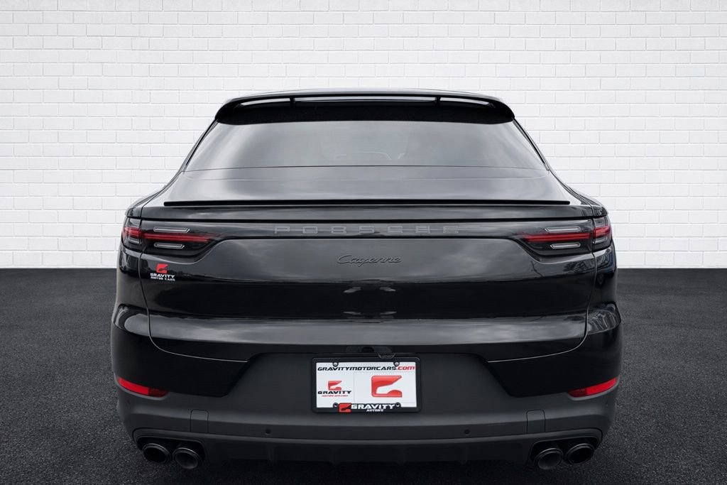 Used 2023 Porsche Cayenne Platinum Edition image 5