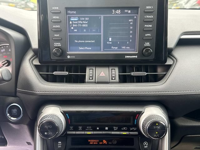 Used 2020 Toyota RAV4 XLE Premium FWD image 30