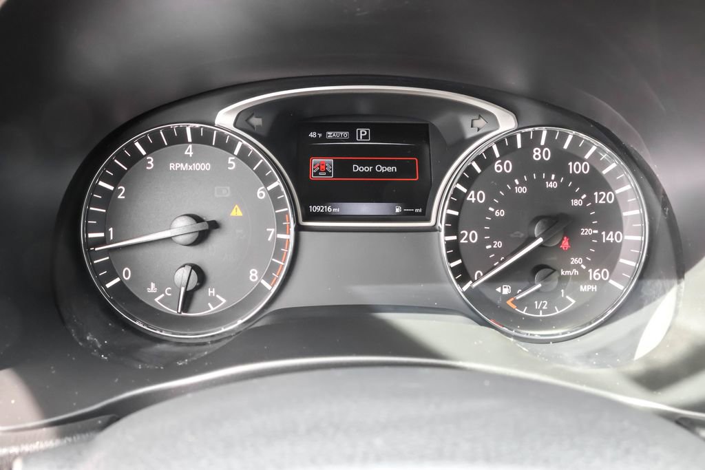 Used 2017 Nissan Pathfinder SV w/ SV Cold Weather Package image 21