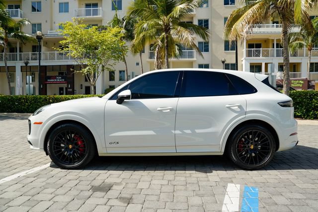 Used 2022 Porsche Cayenne GTS AWD/4WD image 15