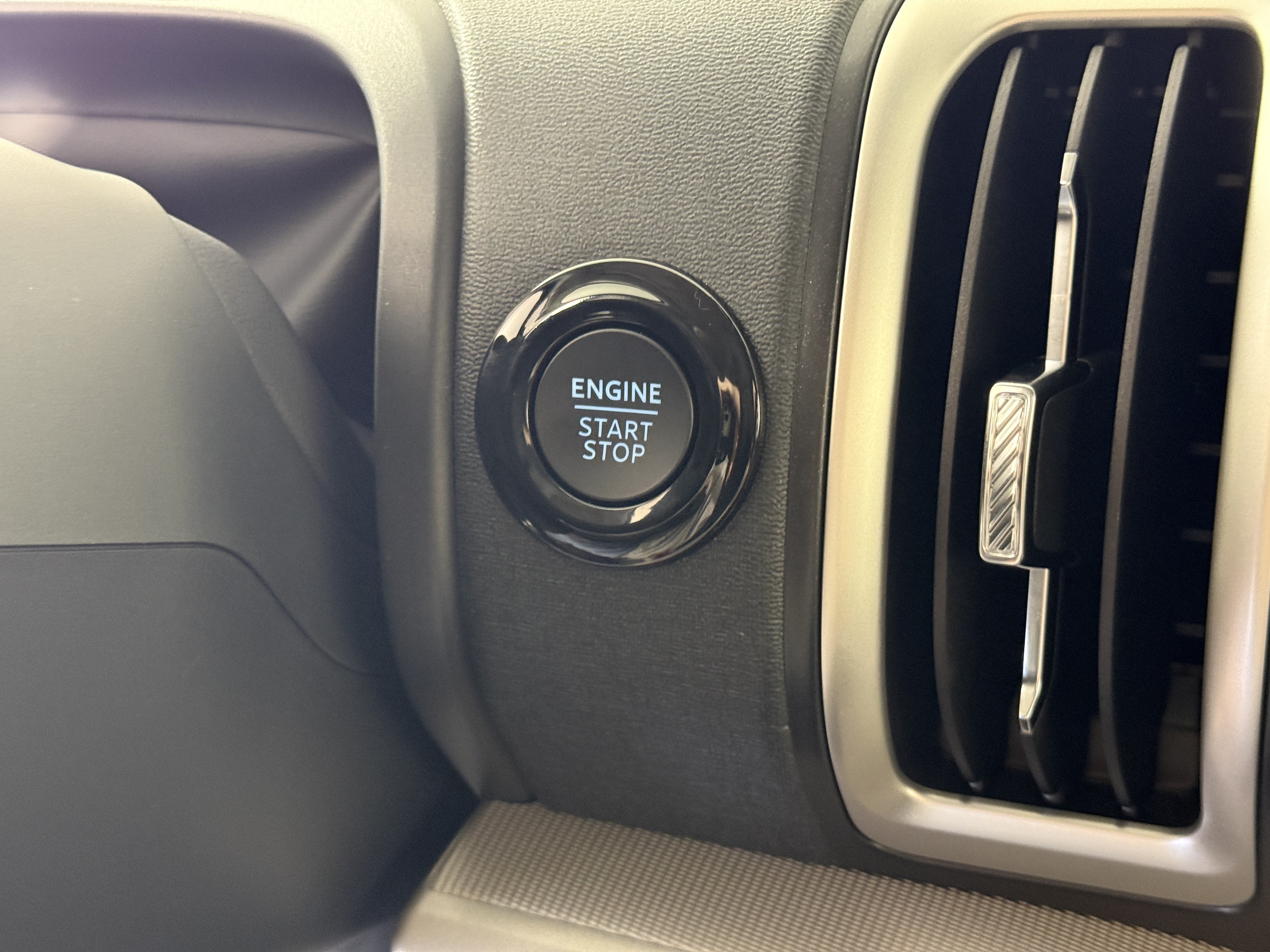New 2027 Ford Expedition Active RWD image 28